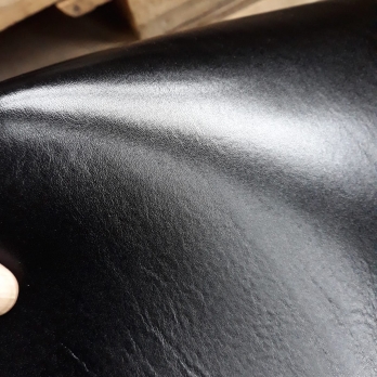 Кожа вороток шорно-седельная 06 Глосс черная 3,1-3,5 мм 4 сорт фото 4